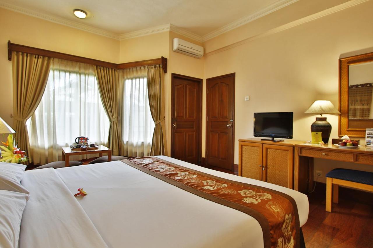 Jayakarta Hotel Lombok Senggigi Exterior photo