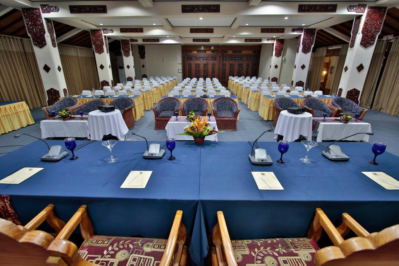Jayakarta Hotel Lombok Senggigi Exterior photo