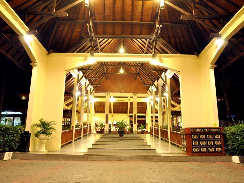 Jayakarta Hotel Lombok Senggigi Exterior photo