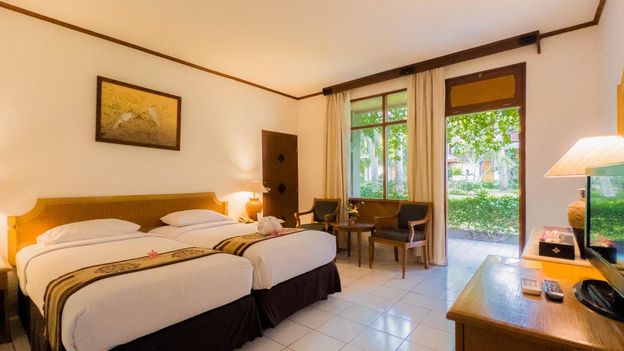 Jayakarta Hotel Lombok Senggigi Exterior photo